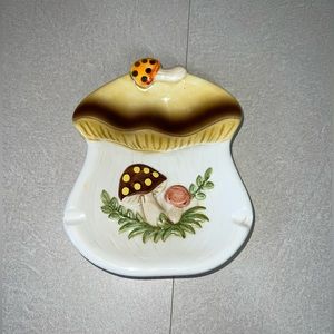 Merry Mushroom Ashtray 🍄